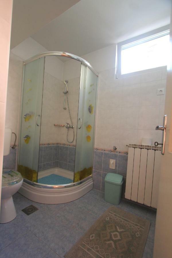 Apartmani Banina Ika Zewnętrze zdjęcie